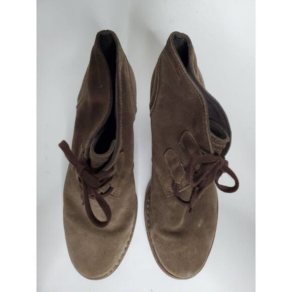 Clarks Artisan Carleta Khaki Suede Neutral Chunky Ankle Boots - Picture 4 of 6